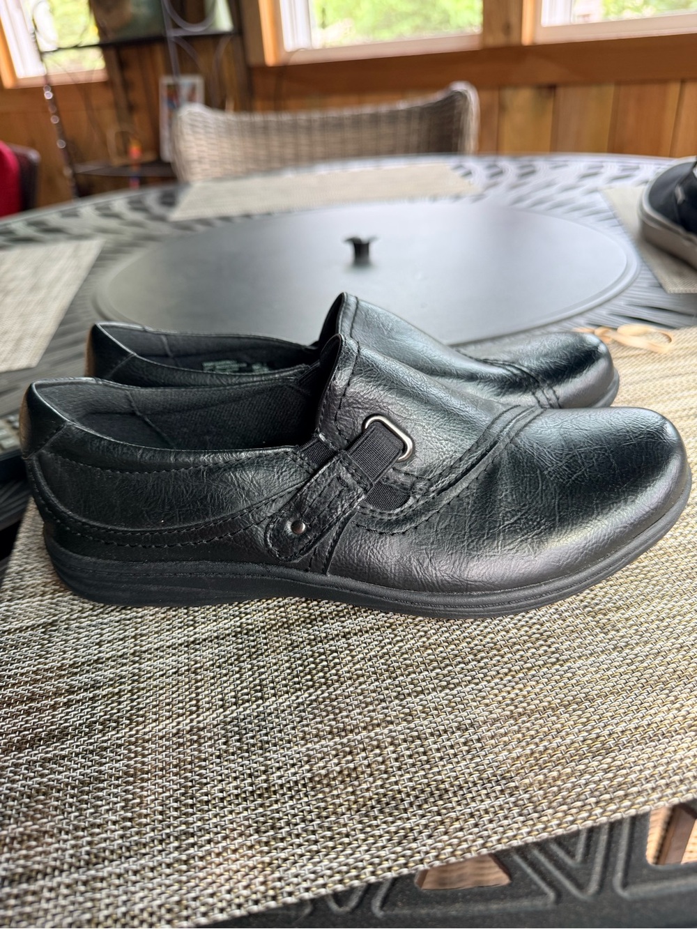 Earth Spirit Reni black slip on comfort loafers women’s